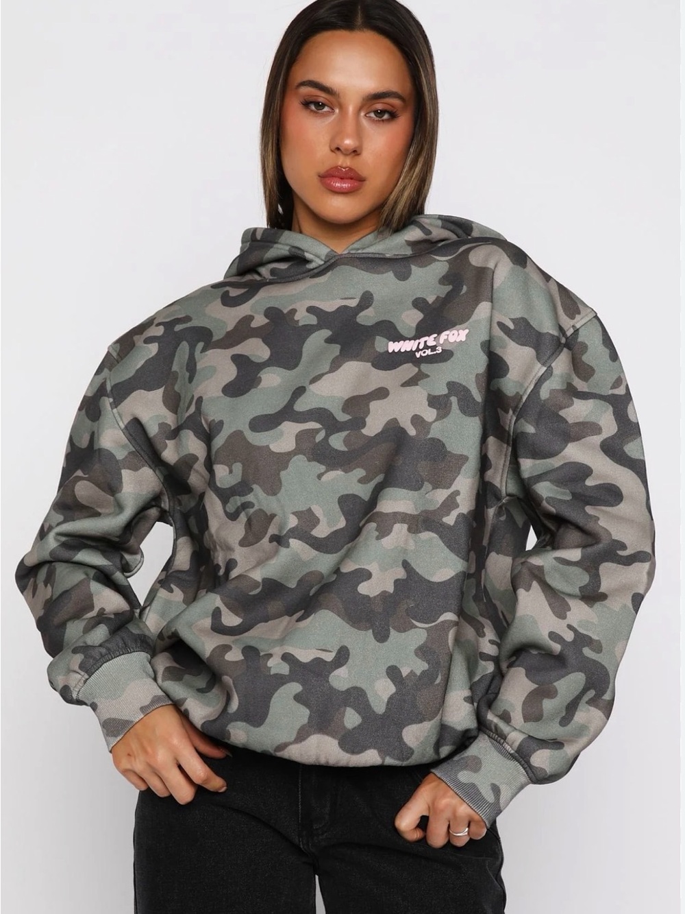 White Fox Boutique Offstage oversized hoodie - XS/S - NWOT